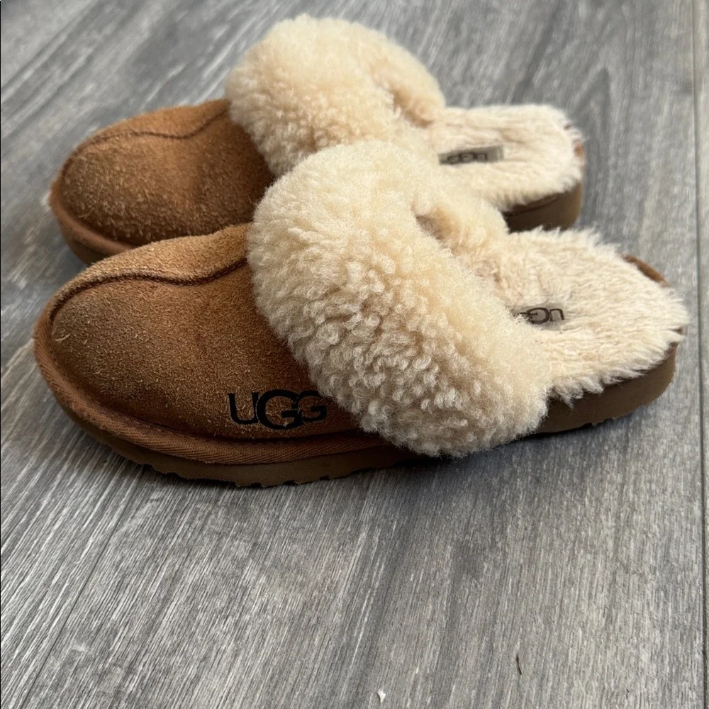 UGG Kids' tan and Cream Sheepskin Slippers
